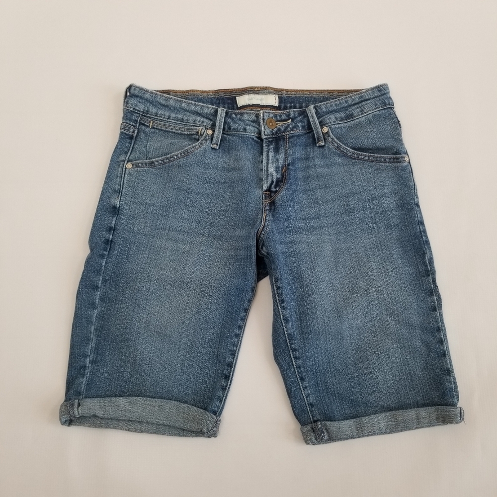 Levi's 545 Denim Bermuda Shorts Size 4 Waist 29